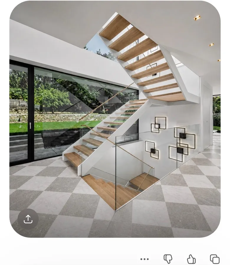 Helle Faltwerktreppe mit Glasgeländer – Referenzprojekt
